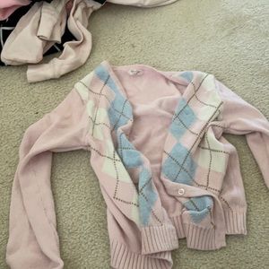 Cute brandy Melville shirt